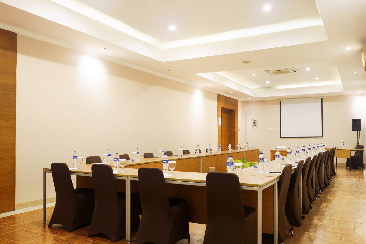 Kenanga Meeting Room